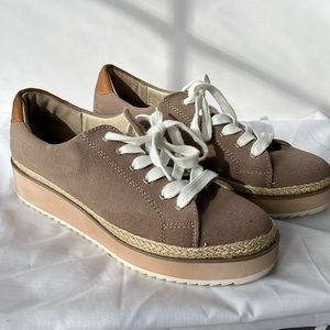 Dolce Vita Women’s  Loafers Tomas Rope Oxford Size 8.  STUNNING